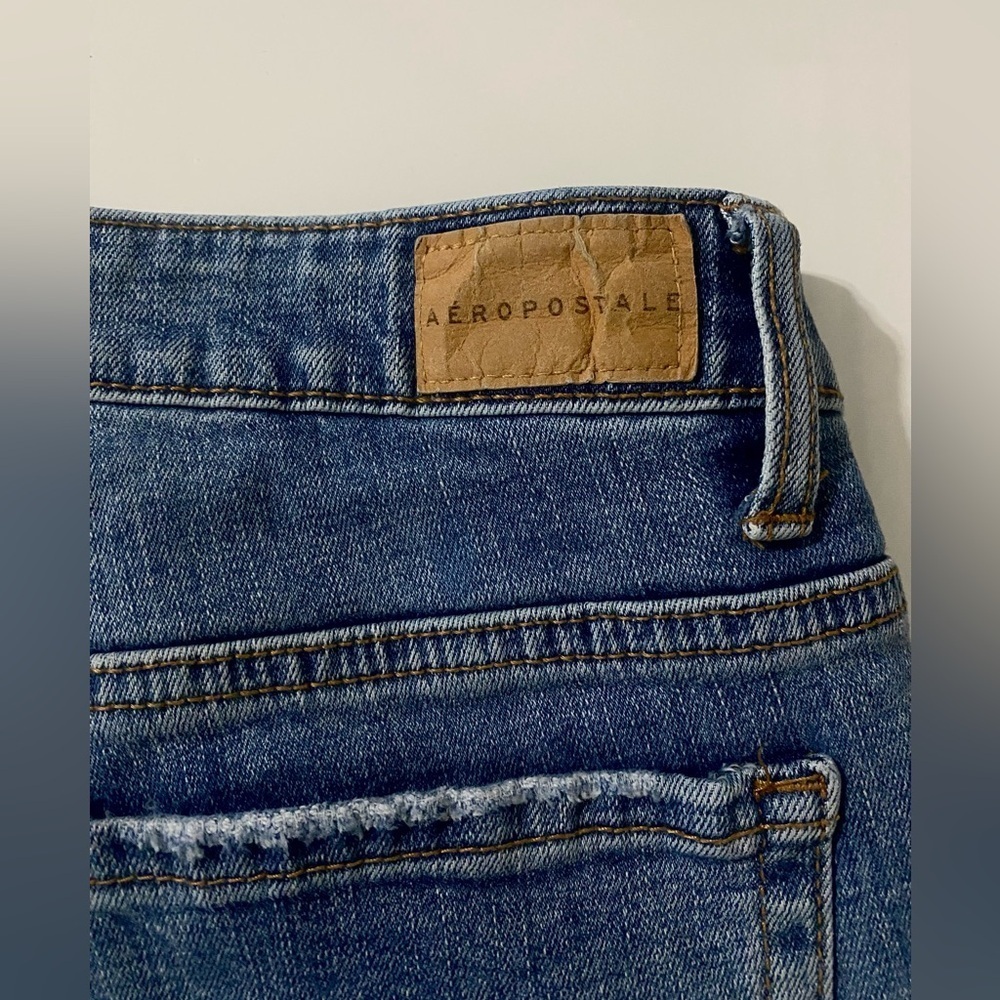 Aeropostale Women's Blue Denim Shorts - Picture 5 of 5